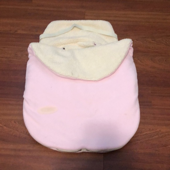 Angel nest for winter - Picture 1 of 1